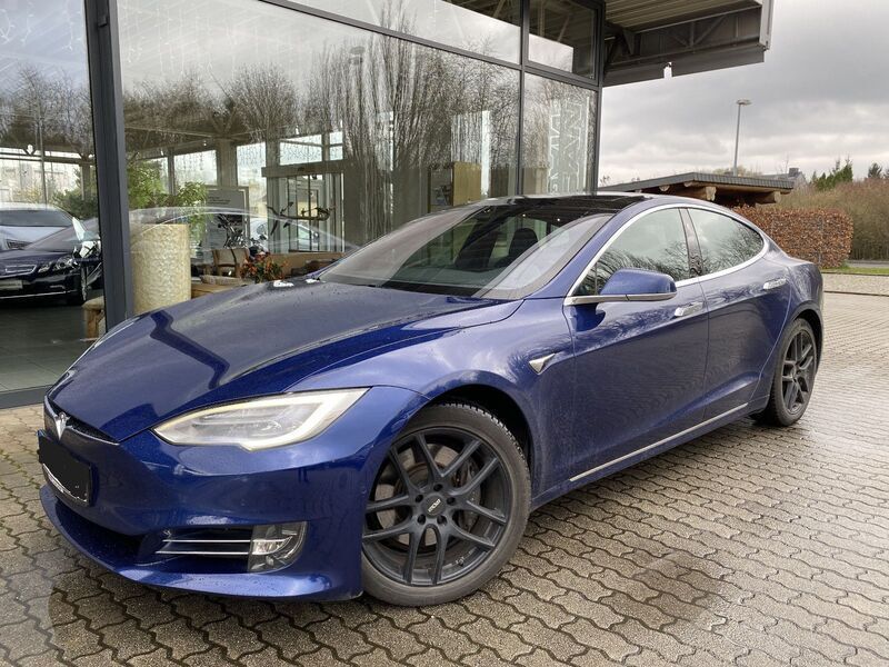 Blau Gebraucht 2018 Tesla Model S Limousine | 23.500 € (Superpreis) - Bild 1/4