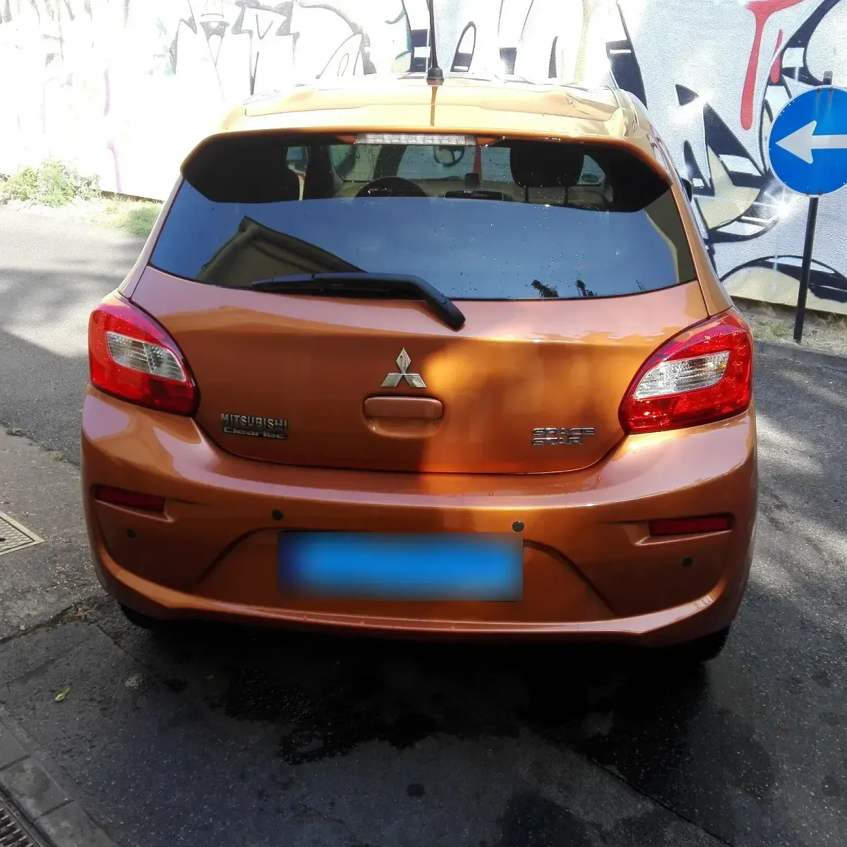 Gebraucht Mitsubishi Space Star 80 PS (58 kW) 2017 Orange Kleinwagen