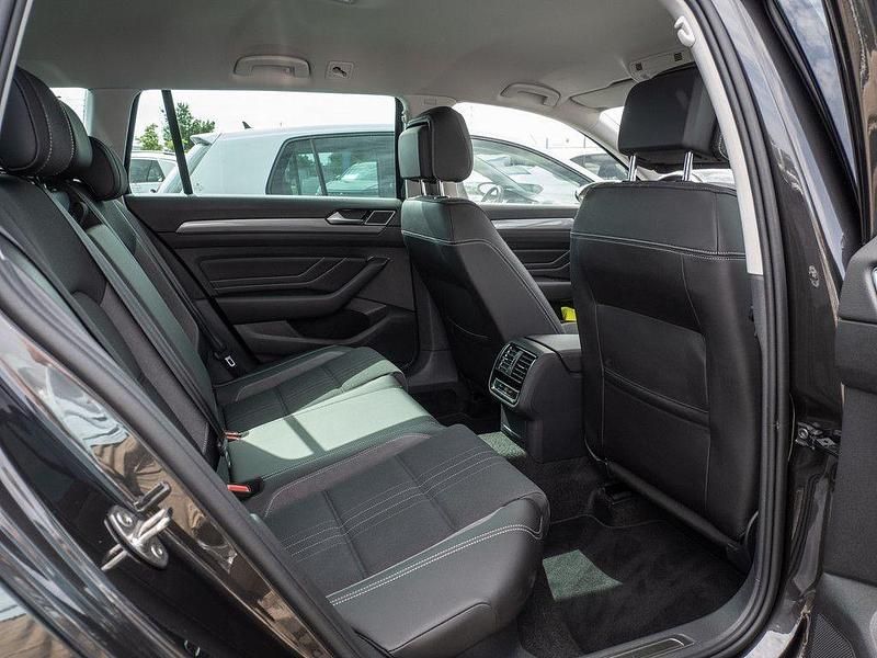 Gebraucht VW Passat Alltrack 200 PS (147 kW) 2023 Mangangrau Kombi