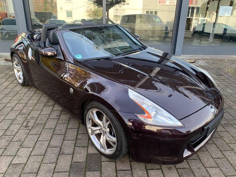 Schwarz Gebraucht 2010 Nissan 370Z Pack Cabrio | 19.890 € (Fairer Preis) - Bild 1/4