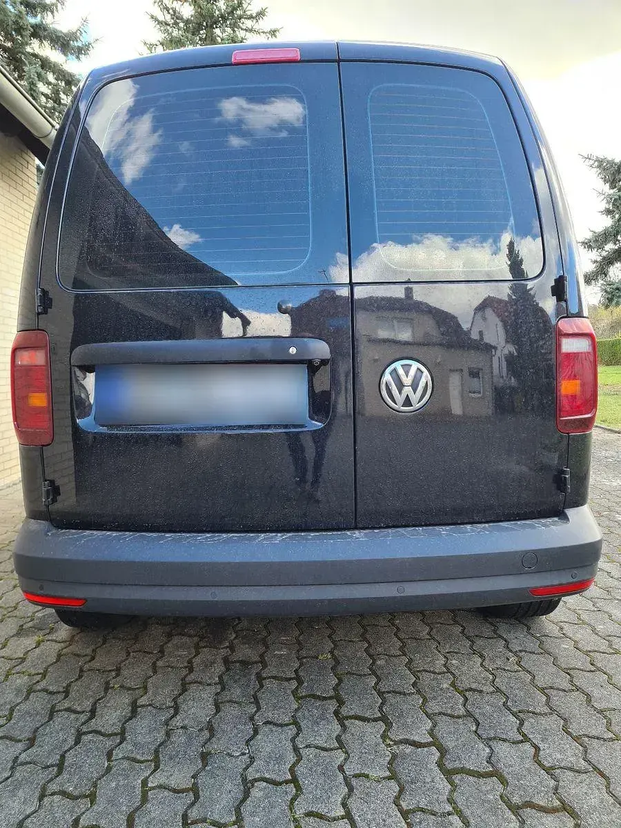 Occasion VW Caddy 102 ch (75 kW) 2011 Noir Monospace