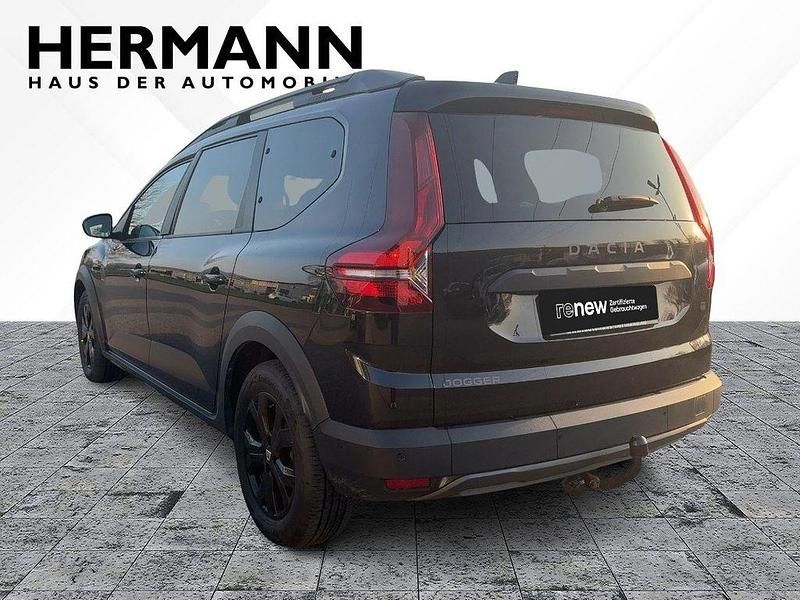 Usado Dacia Jogger Extreme 110 HP (80 kW) 2022 Preto Monovolume