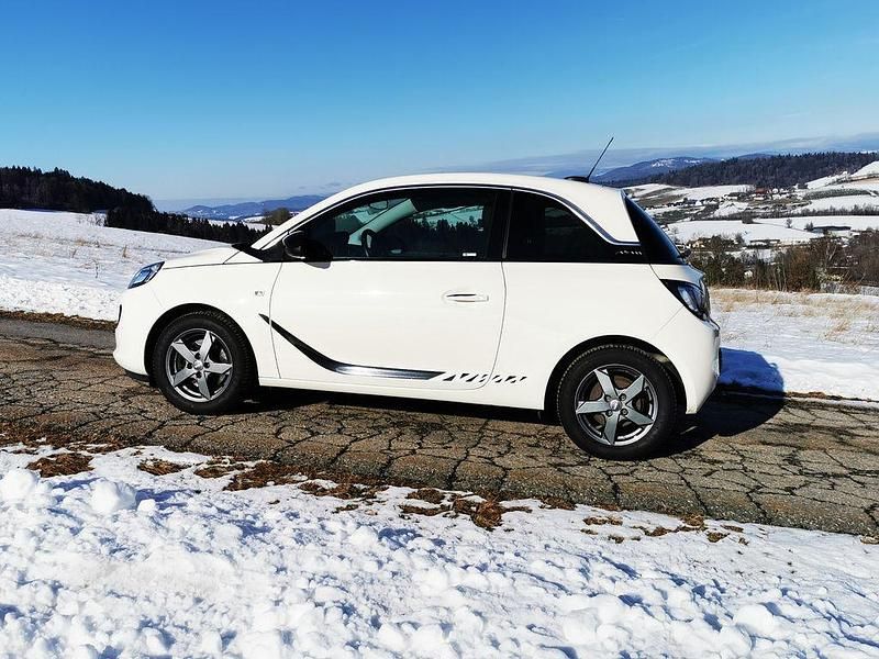 Gebraucht Opel Adam Unlimited 116 PS (85 kW) 2018 Weiß Kleinwagen