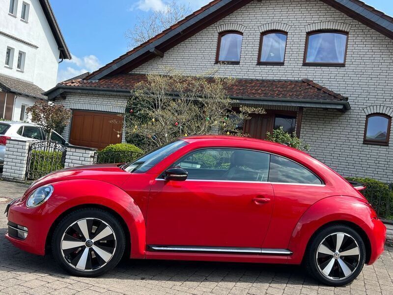 Gebraucht VW Beetle Sportline 200 PS (147 kW) 2012 Rot Kleinwagen