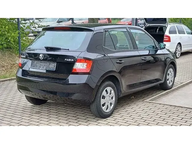 Gebraucht Skoda Fabia Active 60 PS (44 kW) 2018 Limousine