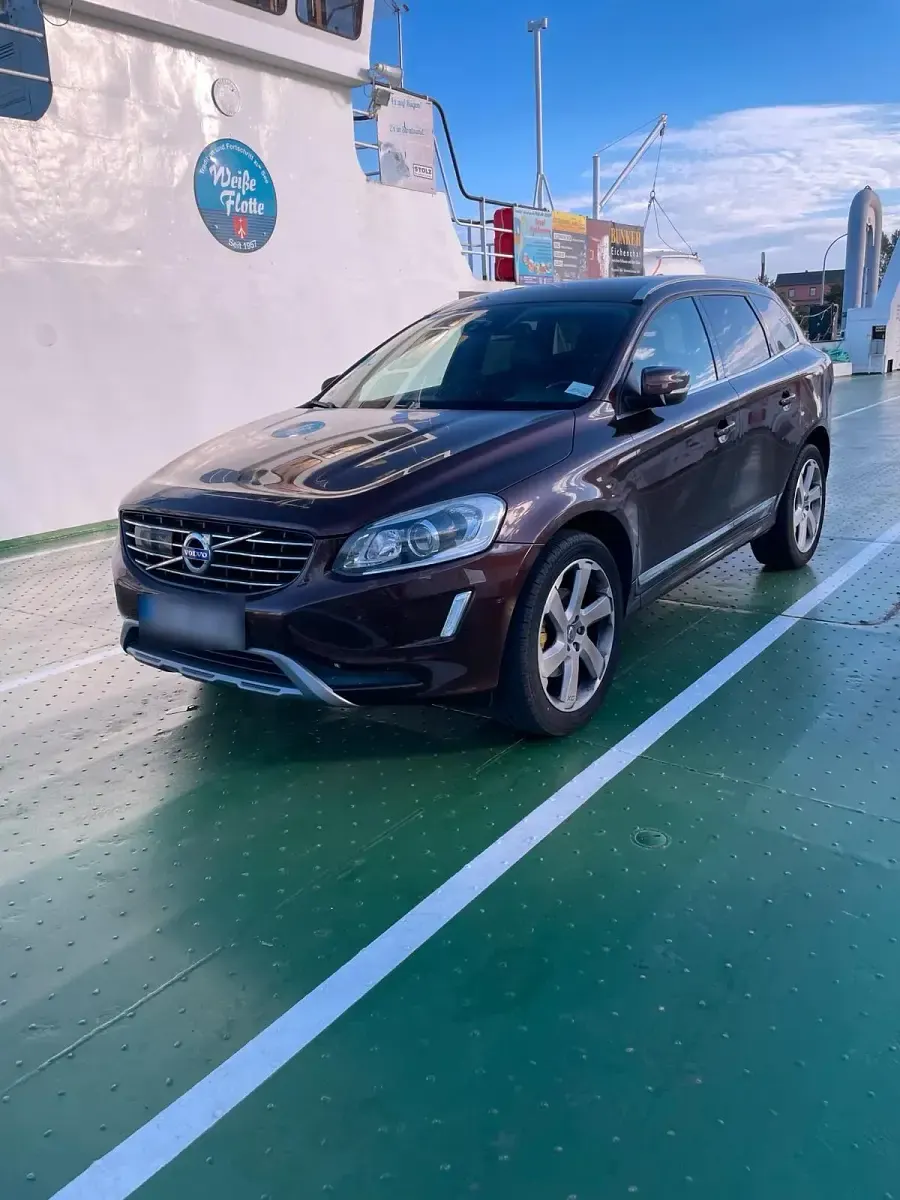 Second-hand Volvo XC60 Summum 220 CP (161 kW) 2013 Maro SUV