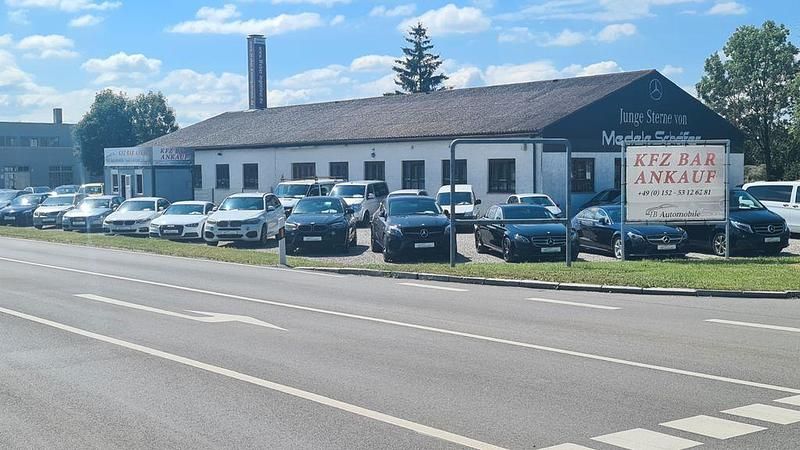 Gebraucht Mercedes GLC250 AMG line 204 PS (150 kW) 2019 Schwarz/baltic black SUV