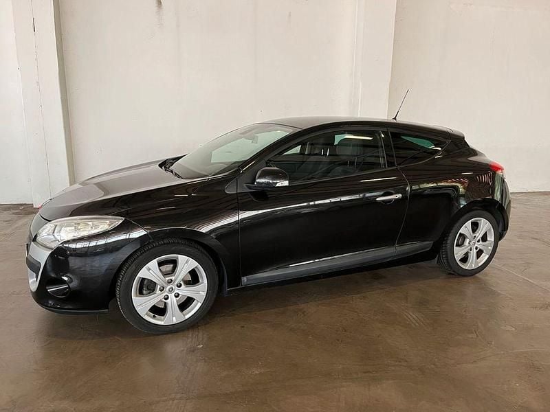 Gebraucht Renault Mégane III Dynamique 179 PS (131 kW) 2009 Schwarz Coupé