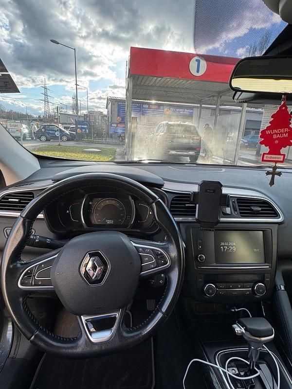 Gebraucht Renault Kadjar 110 PS (80 kW) 2015 Grau SUV
