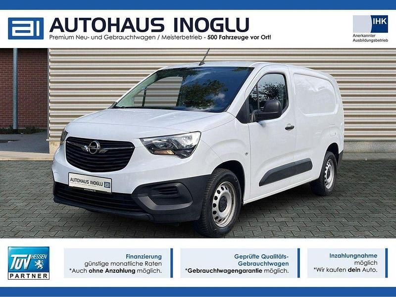 Weiß jade weiss/arktis weiss Gebraucht 2022 Opel Combo Edition Van / Kleinbus | 11.280 € (Superpreis) - Bild 1/4