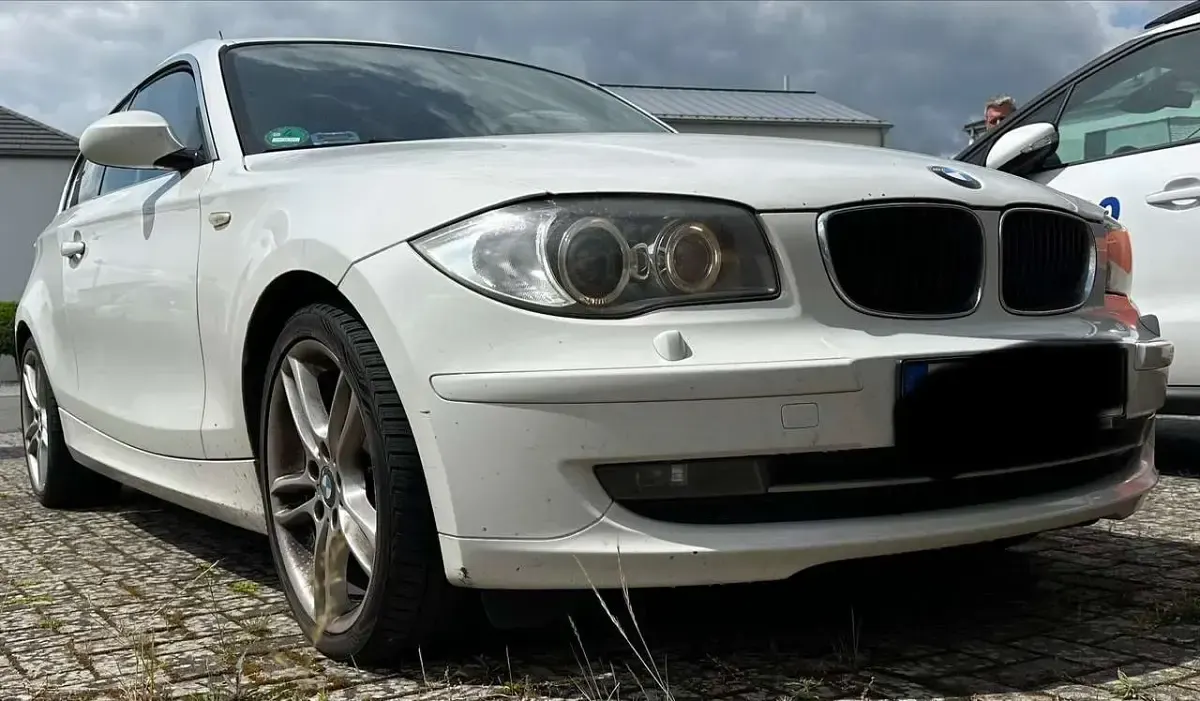 Gebraucht BMW 118 143 PS (105 kW) 2009 Weiß Kleinwagen