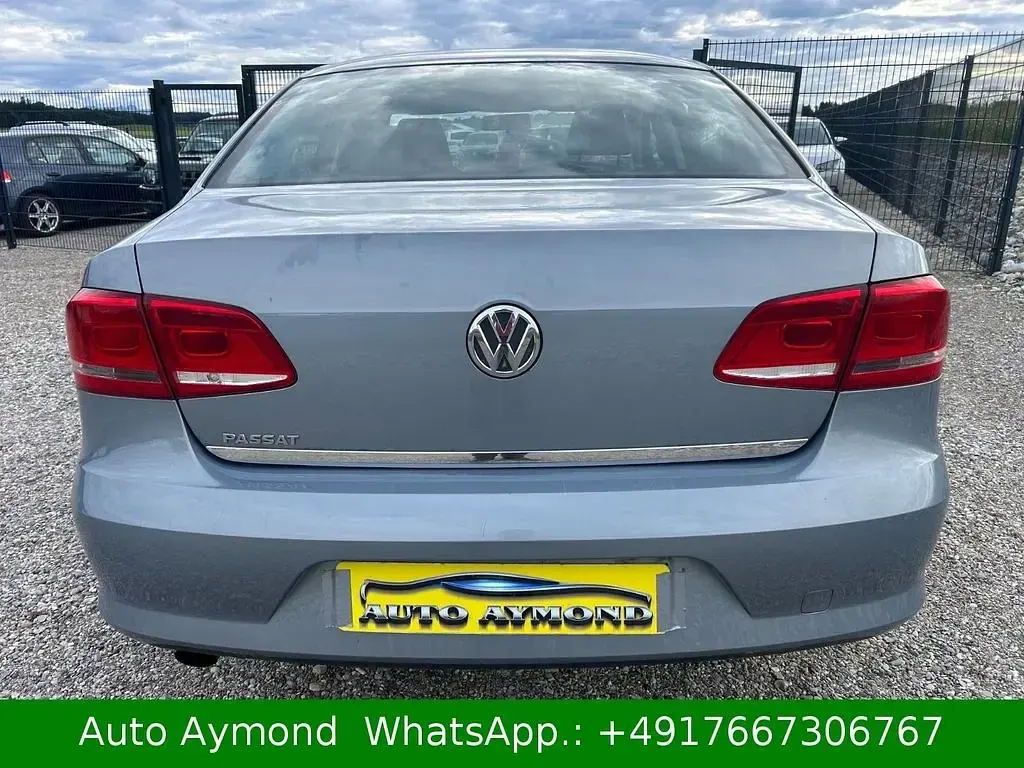 Gebraucht VW Passat 122 PS (89 kW) 2011 Limousine