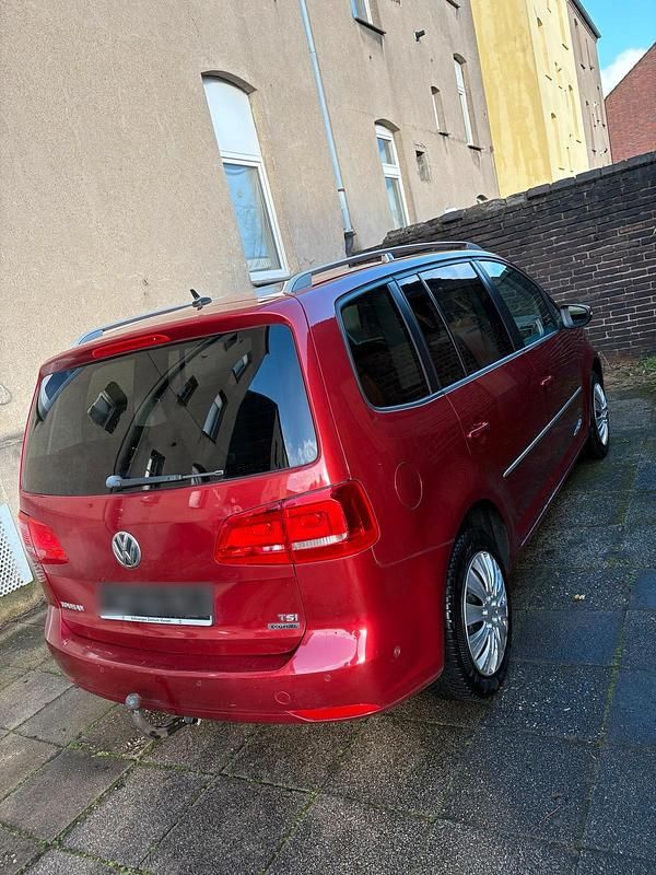 Gebraucht VW Touran 2011 Rot Van / Kleinbus