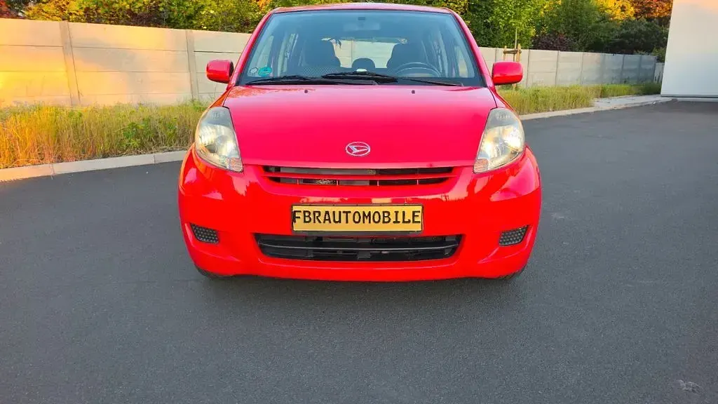 Gebraucht Daihatsu Sirion 91 PS (66 kW) 2007 Rot Kleinwagen