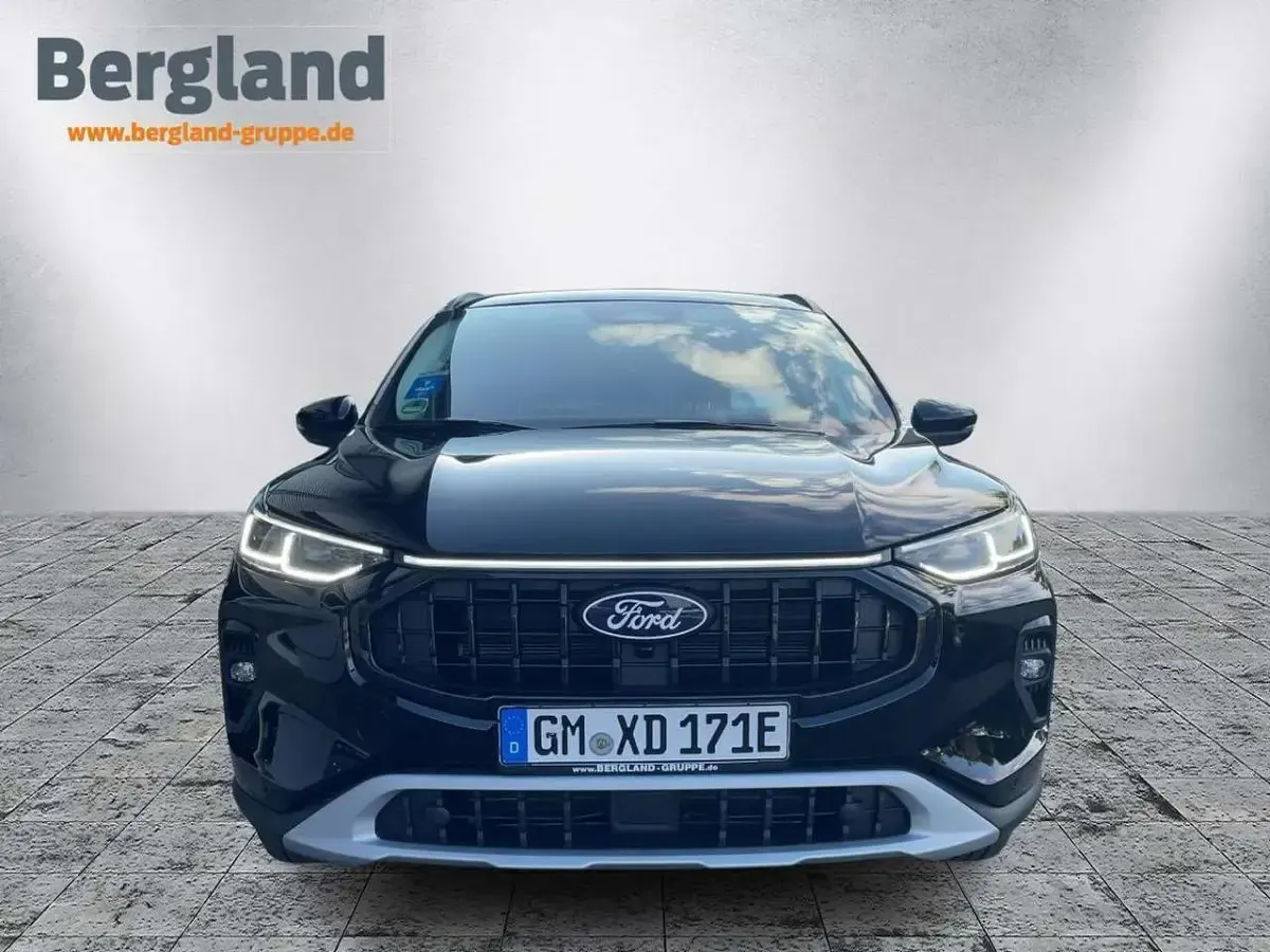 Second-hand Ford Kuga Active 243 CP (178 kW) 2025 Negru SUV