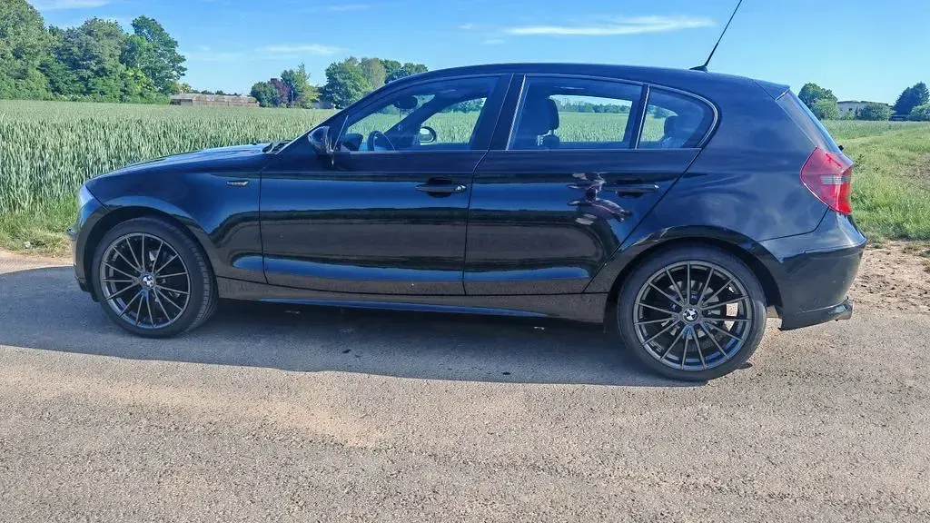 Gebraucht BMW 116 Advantage 122 PS (89 kW) 2008 Schwarz Kleinwagen