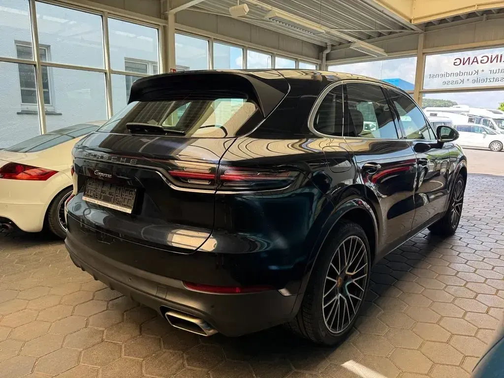 Gebraucht Porsche Cayenne 340 PS (250 kW) 2019 Blau SUV
