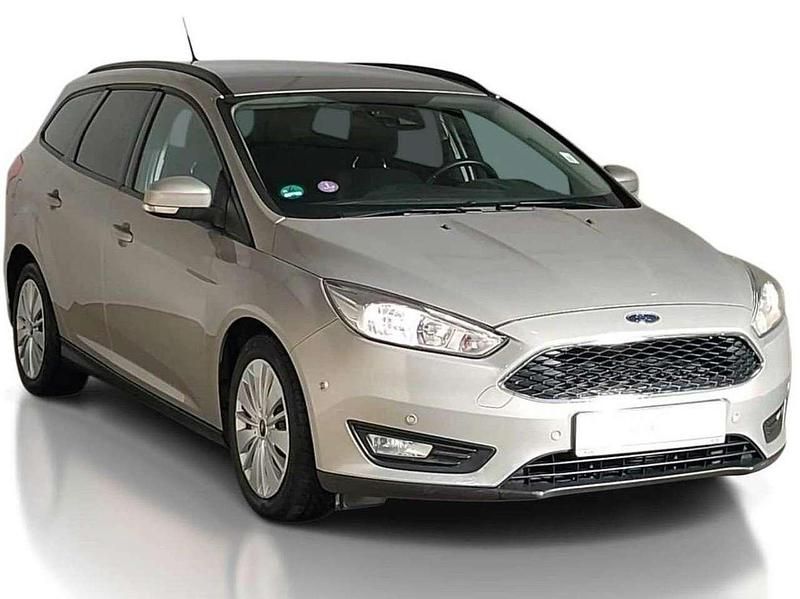 Gebraucht Ford Focus Business Edition 101 PS (74 kW) 2016 Titangrau metallic Kombi