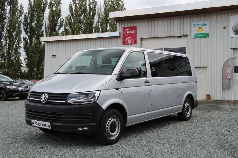 Gebraucht VW Transporter 150 PS (110 kW) 2020 Silber Van
