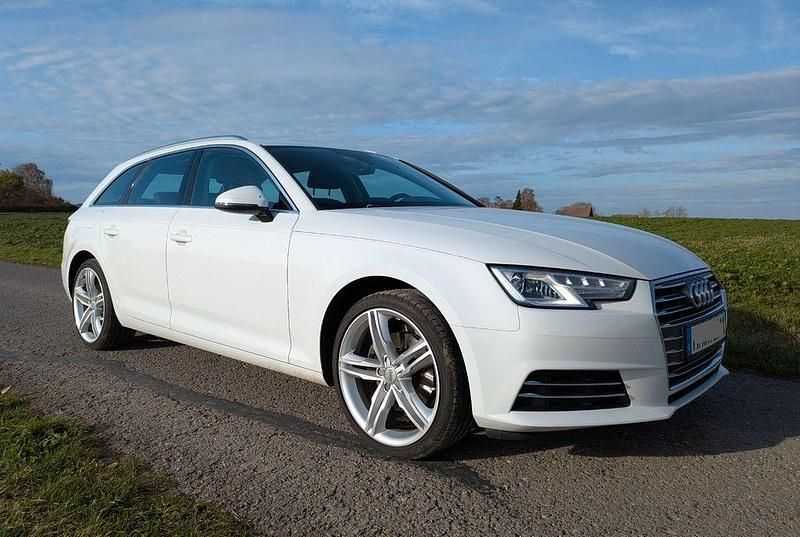 Gebraucht Audi A4 Sport 190 PS (139 kW) 2018 Weiß Kombi
