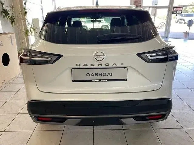 Neu Nissan Qashqai N-Connecta 158 PS (116 kW) 2026 Weiß SUV