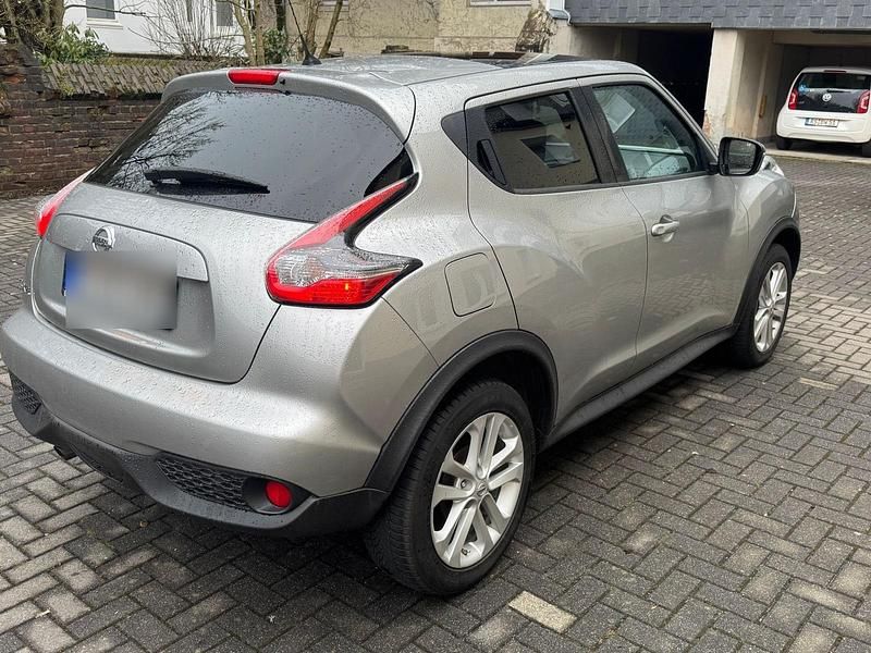 Gebraucht Nissan Juke 116 PS (85 kW) 2016 Grau SUV