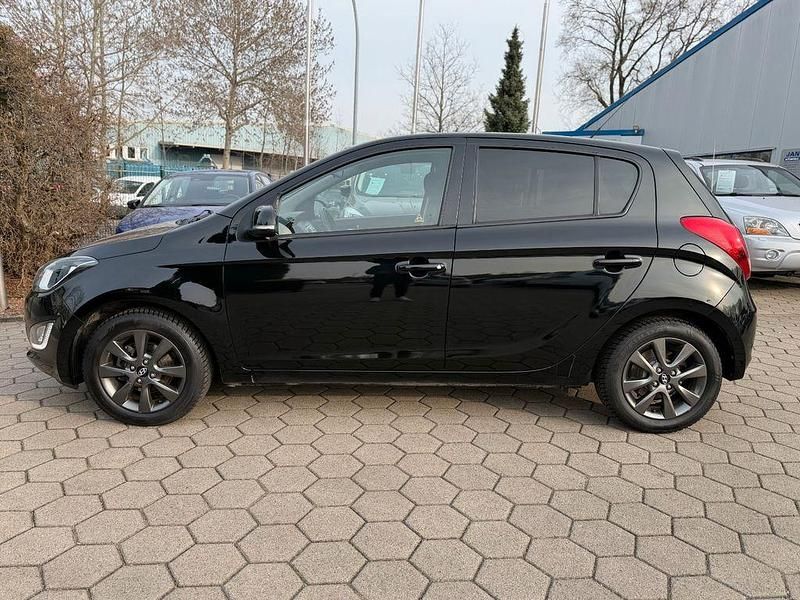 Gebraucht Hyundai i20 GO! 86 PS (63 kW) 2014 Schwarz Kleinwagen