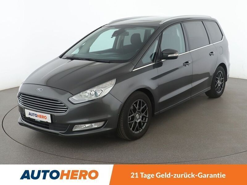 Grau Gebraucht 2015 Ford Galaxy Titanium Van / Kleinbus | 19.730 € (Guter Preis) - Bild 1/3