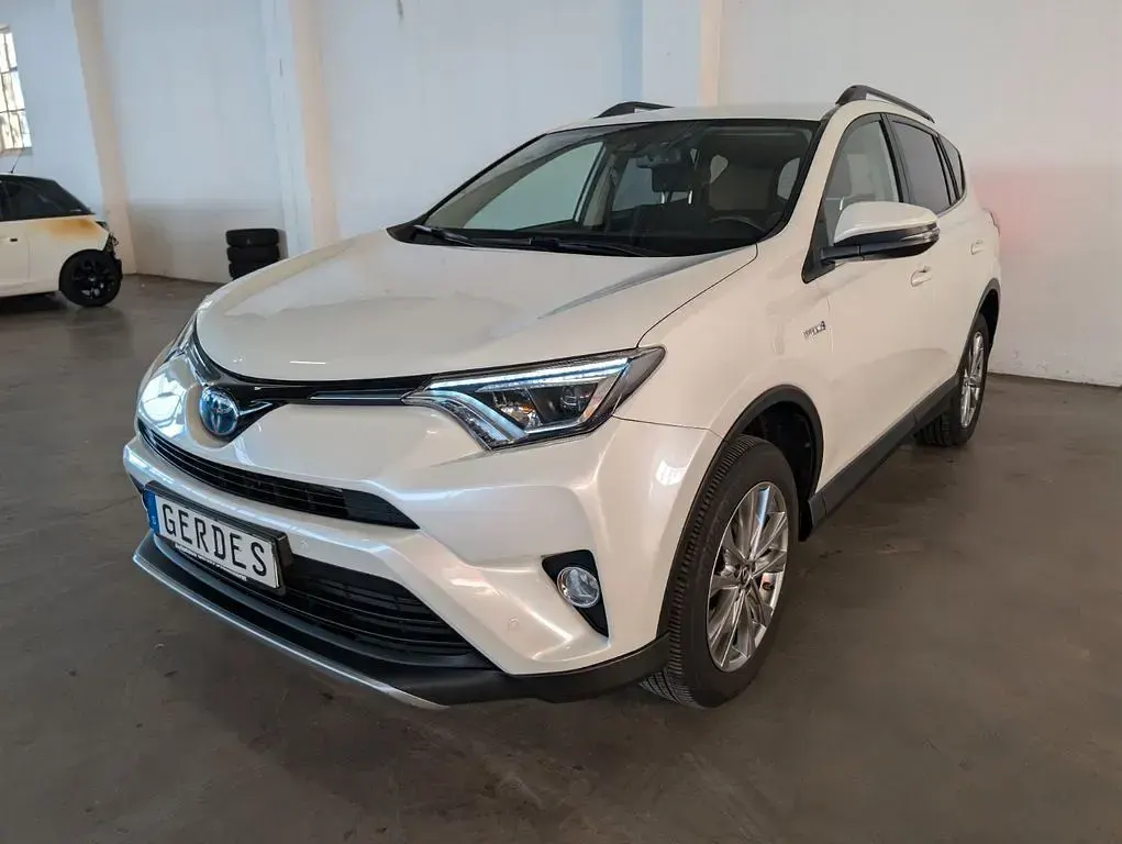 Gebraucht Toyota RAV4 Hybrid Edition 155 PS (114 kW) 2016 Weiß SUV