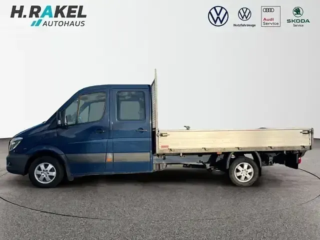 Gebraucht Mercedes Sprinter 163 PS (119 kW) 2018 Blau Van