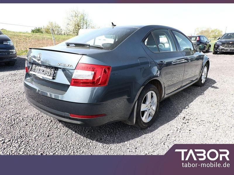 Gebraucht Skoda Octavia Style 150 PS (110 kW) 2020 Grau metallic Limousine