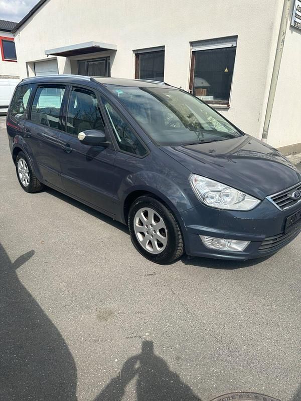 Grau Gebraucht 2012 Ford Galaxy Van / Kleinbus | 3.290 € (Guter Preis) - Bild 1/4