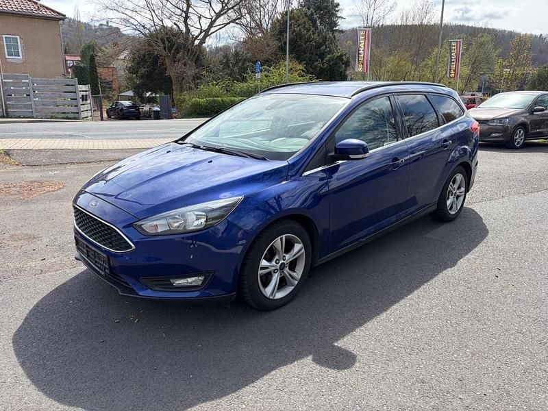 Second-hand Ford Focus 125 CP (91 kW) 2015 Albastru Break