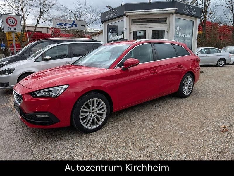 Gebraucht Seat Leon XCELLENCE 150 PS (110 kW) 2022 Rot Limousine