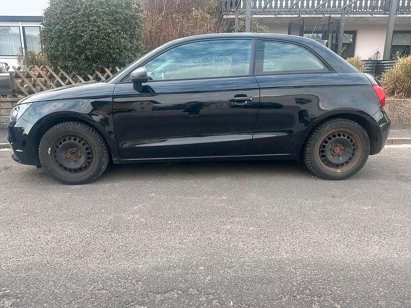 Gebraucht Audi A1 Ambition 122 PS (89 kW) 2014 Schwarz Kleinwagen