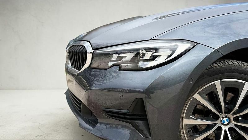 Gebraucht BMW 318 Advantage 150 PS (110 kW) 2021 Grau Kombi