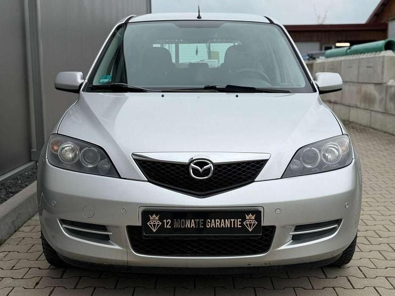 Usata Mazda 2 Active 80 CV (58 kW) 2007 Argento Utilitaria
