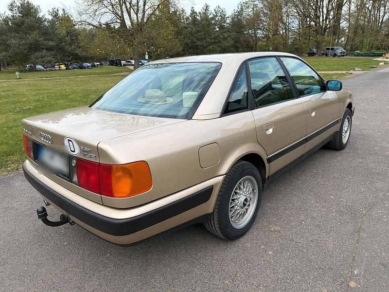 Gebraucht Audi 100 133 PS (97 kW) 1991 Gold Limousine