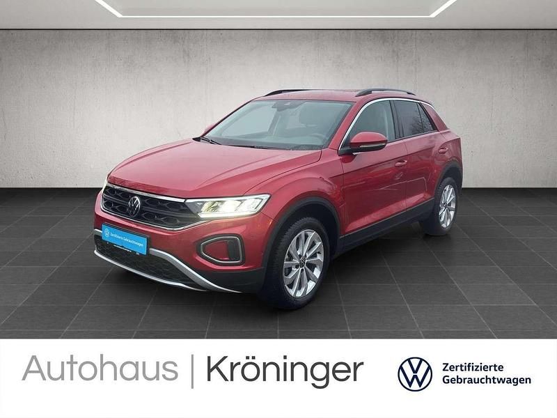 Gebraucht VW T-Roc Life 150 PS (110 kW) 2024 Kings red metallic SUV