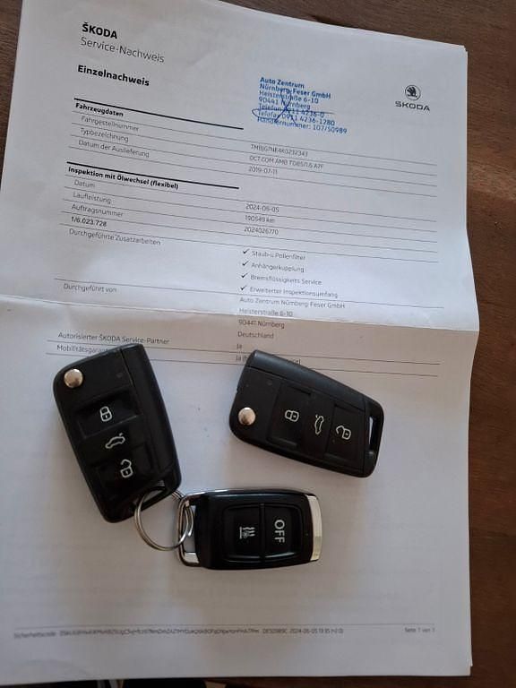 Gebraucht Skoda Octavia Ambition 116 PS (85 kW) 2019 Silber Limousine