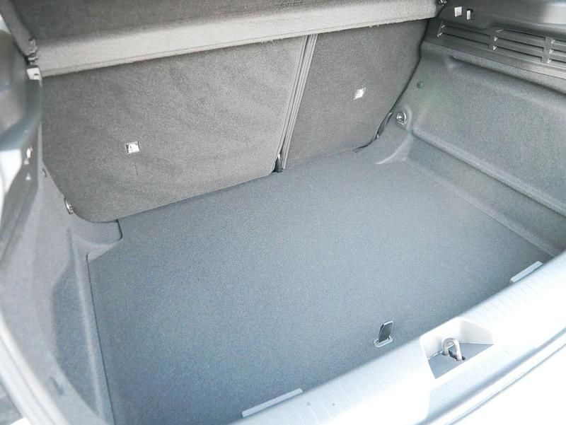 Gebraucht Opel Astra Enjoy 110 PS (80 kW) 2024 Weiß Limousine