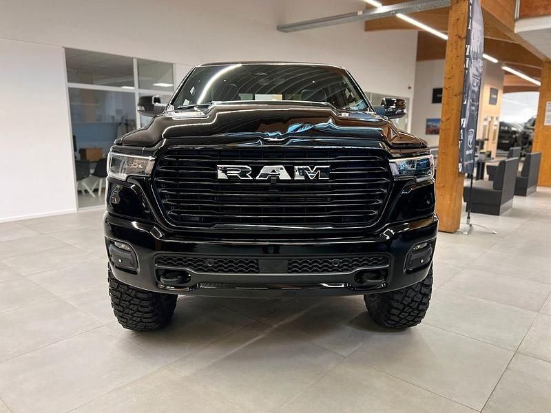 Neu Dodge Ram 424 PS (311 kW) 2025 Diamond black crystal Pickup