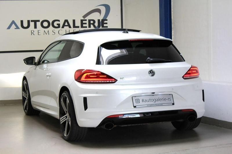Weiß Gebraucht 2015 VW Scirocco R Coupé | 23.990 € (Etwas zu teuer) - Bild 1/4