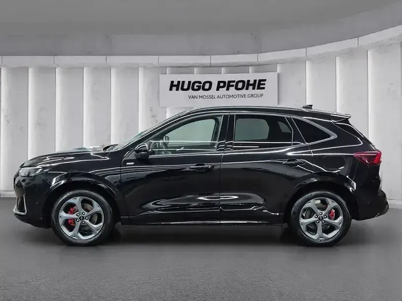 Gebraucht Ford Kuga ST-Line 186 PS (136 kW) 2024 Schwarz SUV