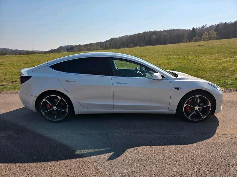 Gebraucht Tesla Model 3 Performance 377 kW (513 PS) 2020 Weiß Limousine