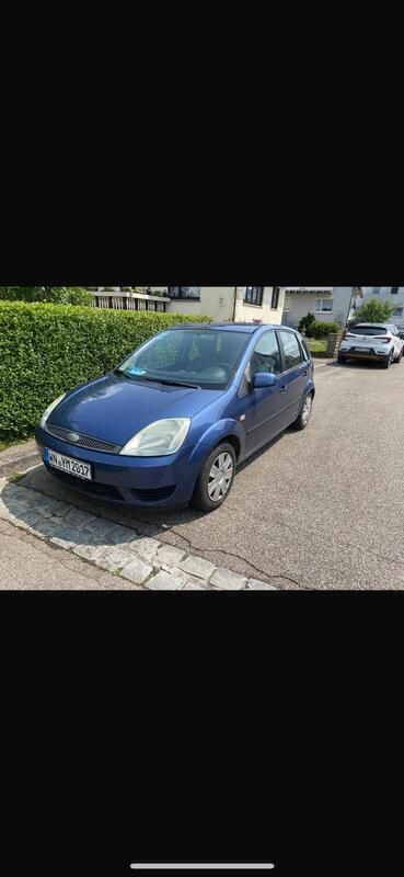 Blau Gebraucht 2005 Ford Fiesta Kleinwagen | 600 € (Guter Preis) - Bild 1/4