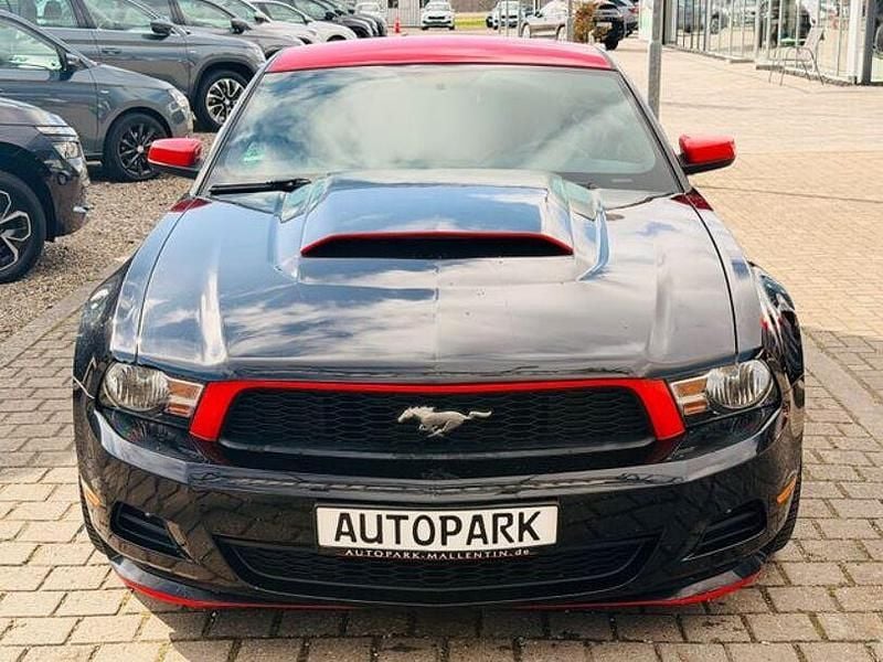 Gebraucht Ford Mustang 305 PS (224 kW) 2012 Schwarz Coupé