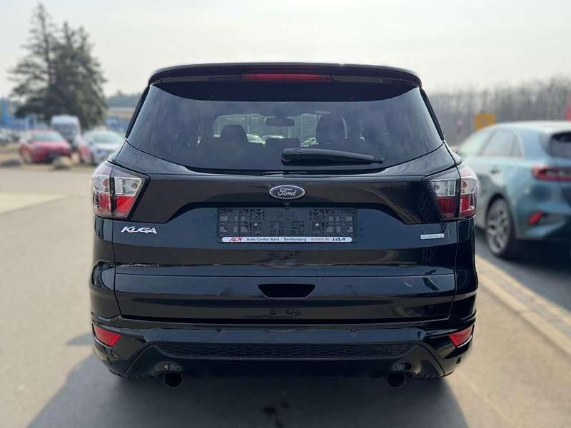 Gebraucht Ford Kuga ST-Line 150 PS (110 kW) 2017 Iridium schwarz mica SUV