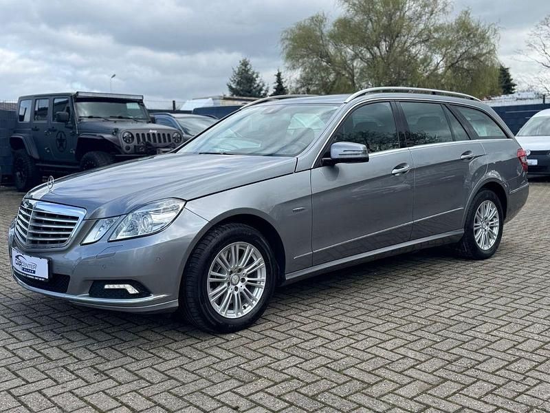 Gebraucht Mercedes E350 231 PS (169 kW) 2010 Silber Kombi
