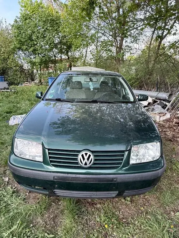 Gebraucht VW Bora Basis 137 PS (100 kW) 1999 Grün Limousine